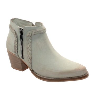 Volatile USA - Comfortable Women's Boots, Clogs, Sandals and Sneakers