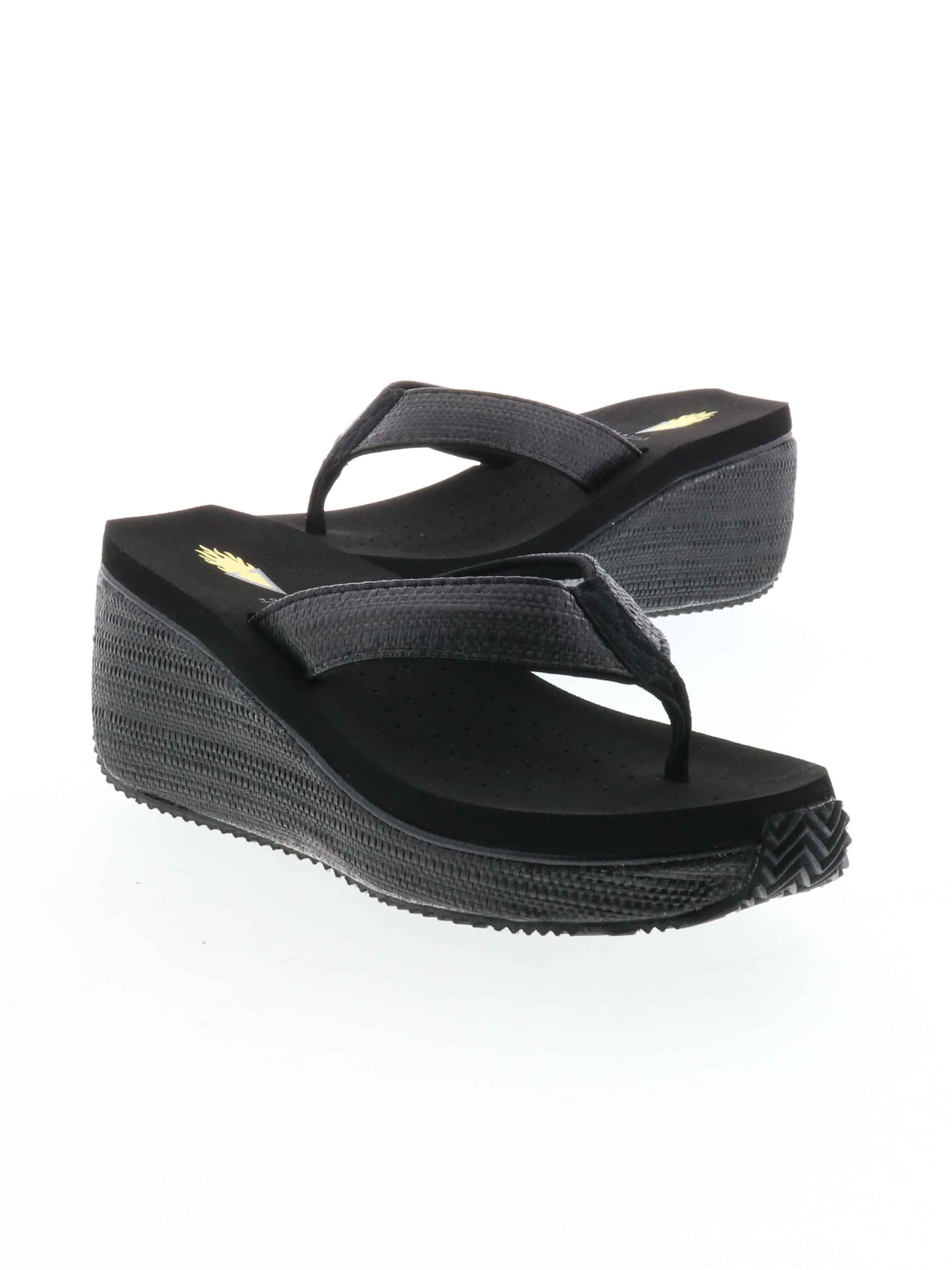 Volatile island best sale wedge sandals